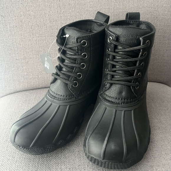 NWT London Fog Duck Boots. Size 13 - Picture 4 of 11